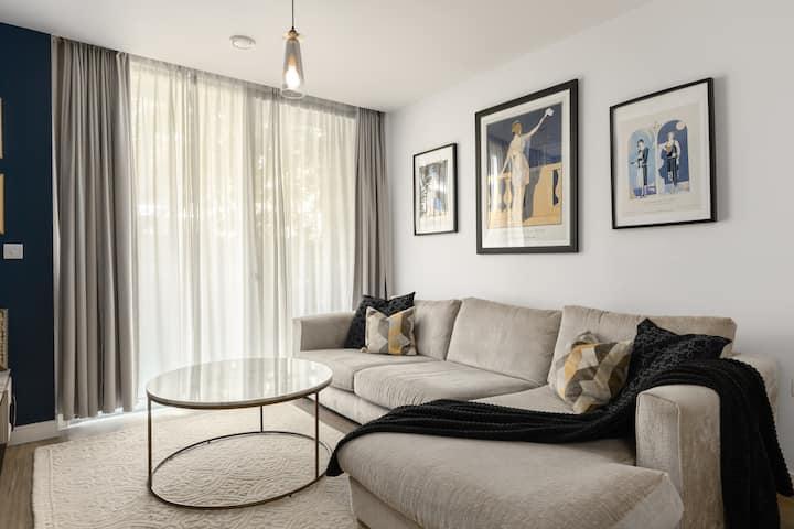 Riverside 1br Escape At Chelsea Creek - Fulham