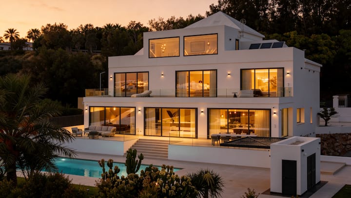 Villa Casa Blanca · Premium Luxury Experience - Fuengirola