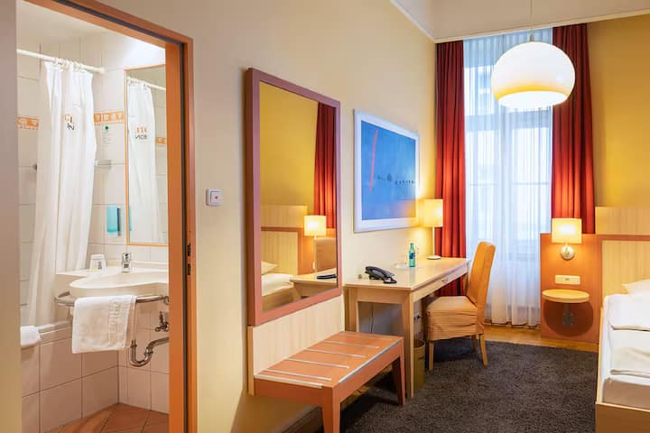 Smart Bonn Stay | Single Room | Pets Are Welcome - 본