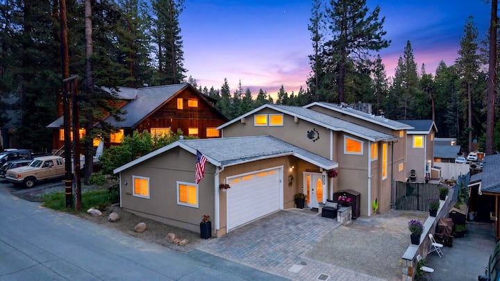 Game Room + Ski Access Kings Beach Lake Tahoe - Kings Beach, CA
