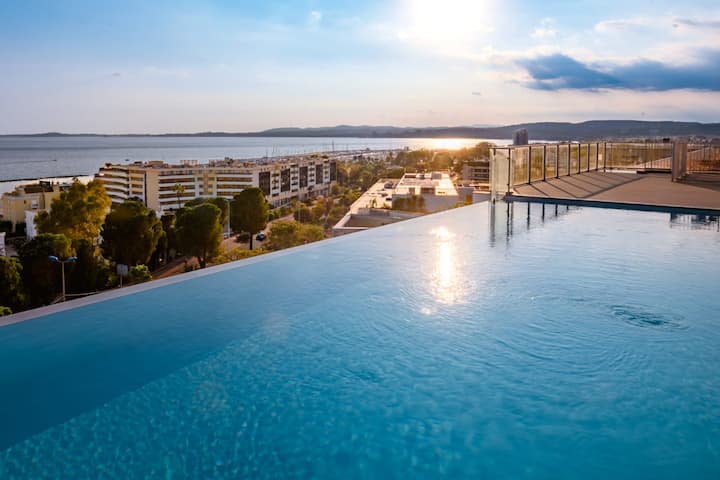Bord De Mer Piscine Climatisation, Parking Prive - Cagnes-sur-Mer