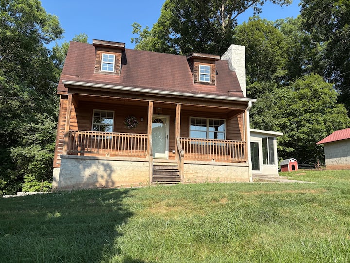 Peaceful Cabin With Great Knoxville Location - Knoxville, TN
