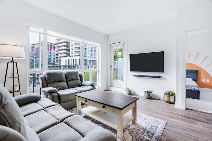 Stylish 2br Condo | River District Vancouver - 버너비