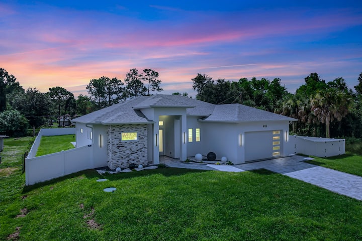 The Oasis In Lehigh - Lehigh Acres, FL