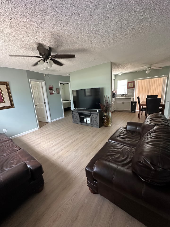 Hudson Safe House - Hudson, FL