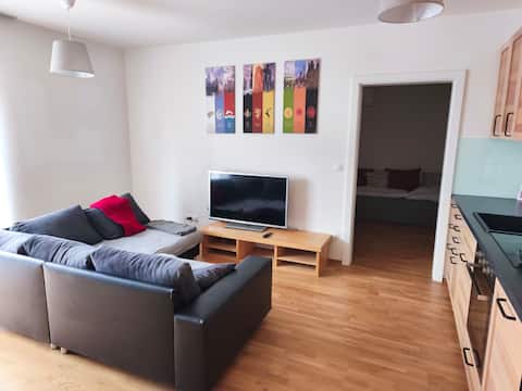 Top Airbnb: 3-Zimmer Garten-Paradies + Gratis Carport in Liebenau