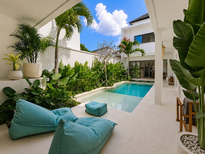 Villa Moderne 2 Chambres Avec Piscine Privée - Canggu