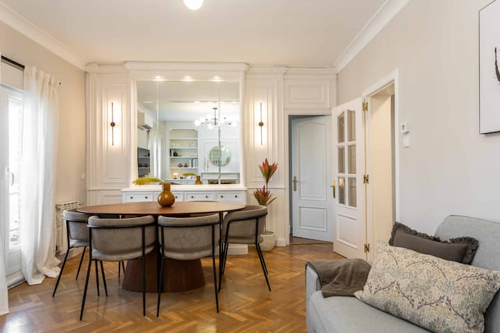 Marqués De Viana I - Classic 2 Bd Flat In Tetuan - Madrid