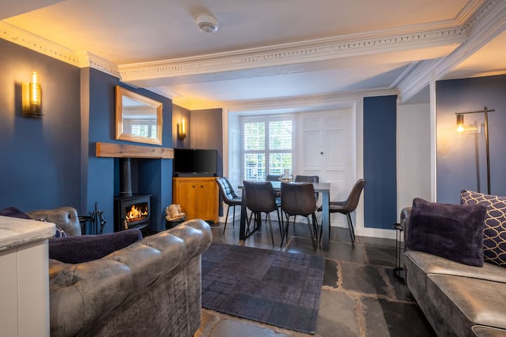 Ross Cottage - Central Location, Parking, Cosy - Hawkshead
