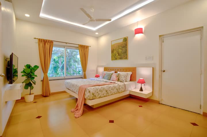 Bedroom 1 image 1