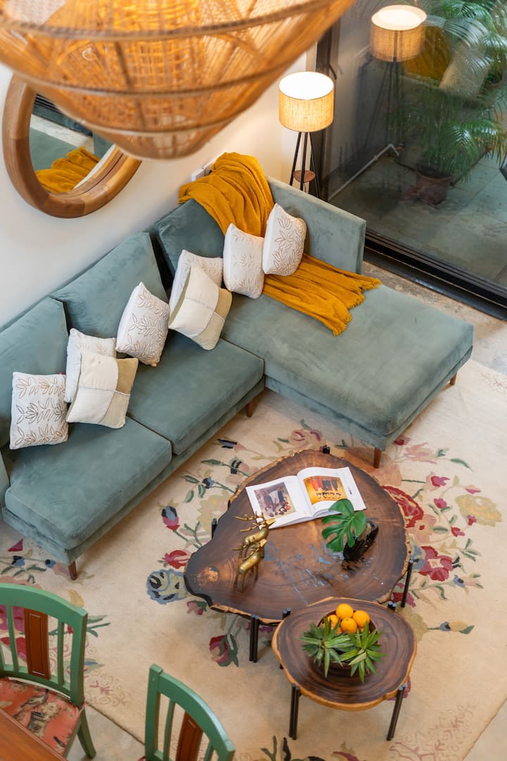 Living room image 4
