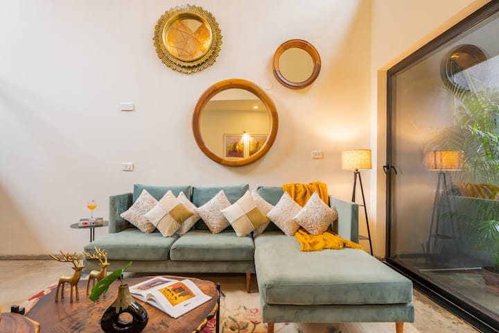 Living room image 3