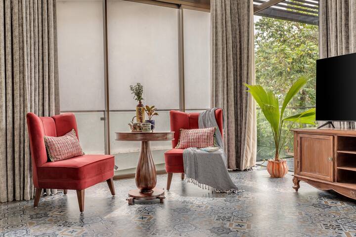 Living room image 10