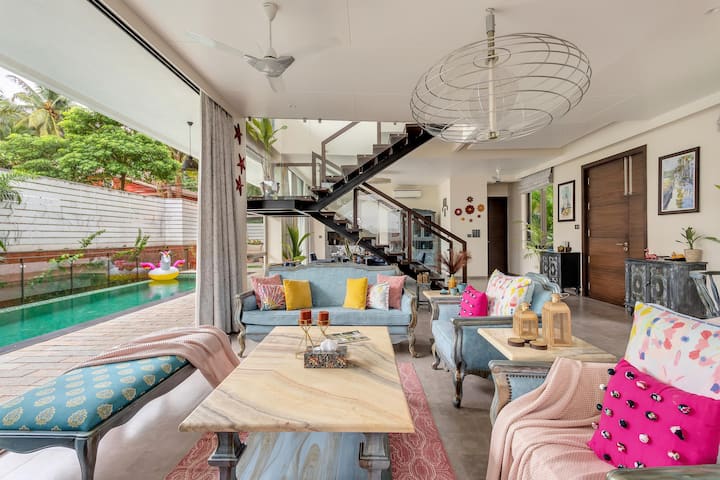 Living room image 1