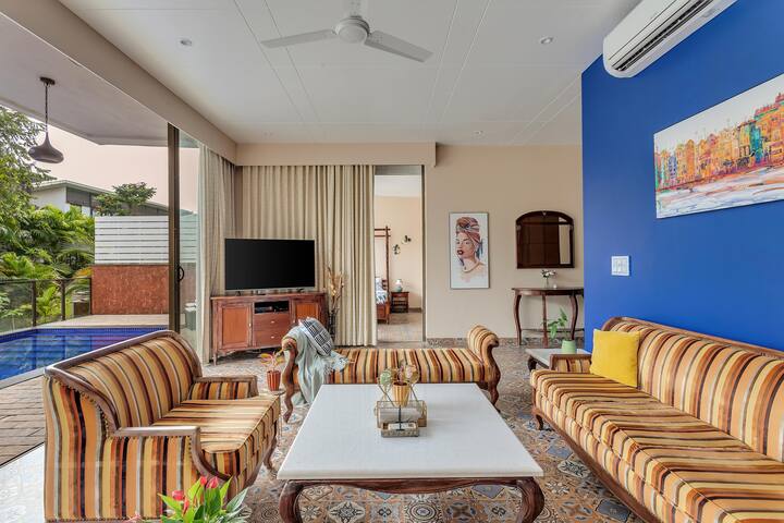 Living room image 2