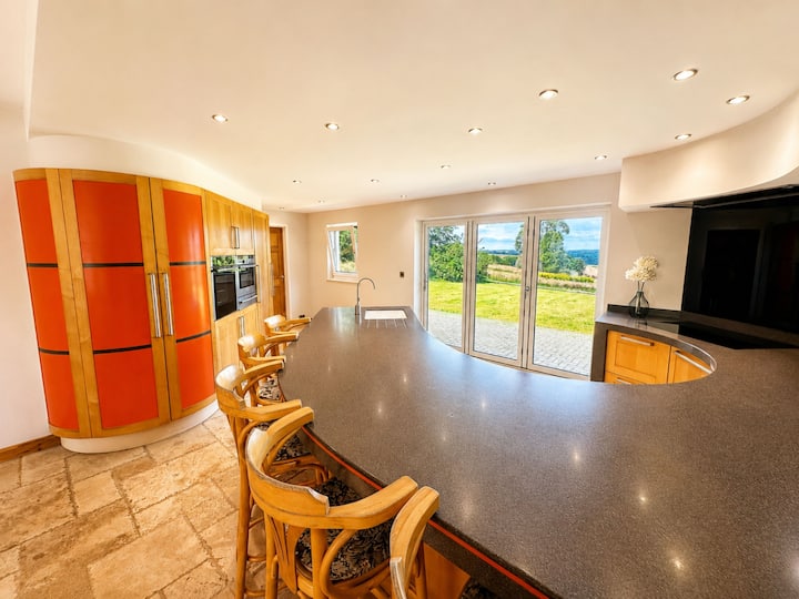A Large Holiday Cottage Ideal For Groups - Llansteffan