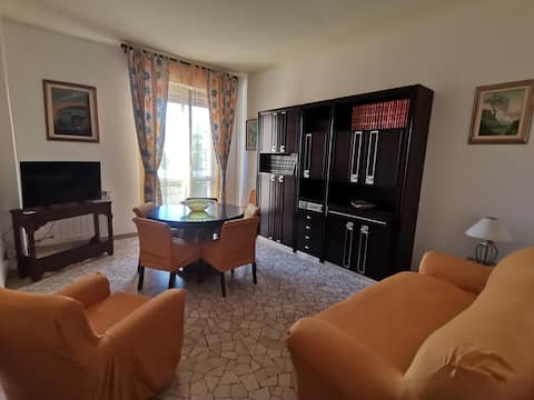 Top Airbnb: Maison Paulette, the sea just around the corner a Albenga