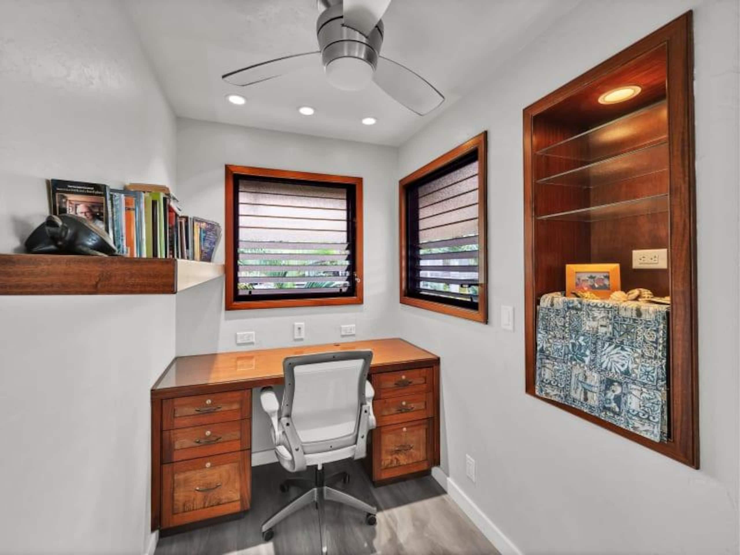 Condo in KAILUA-KONA · ★4.7 · 2 bedrooms · 3 beds · 2 baths - Image 60