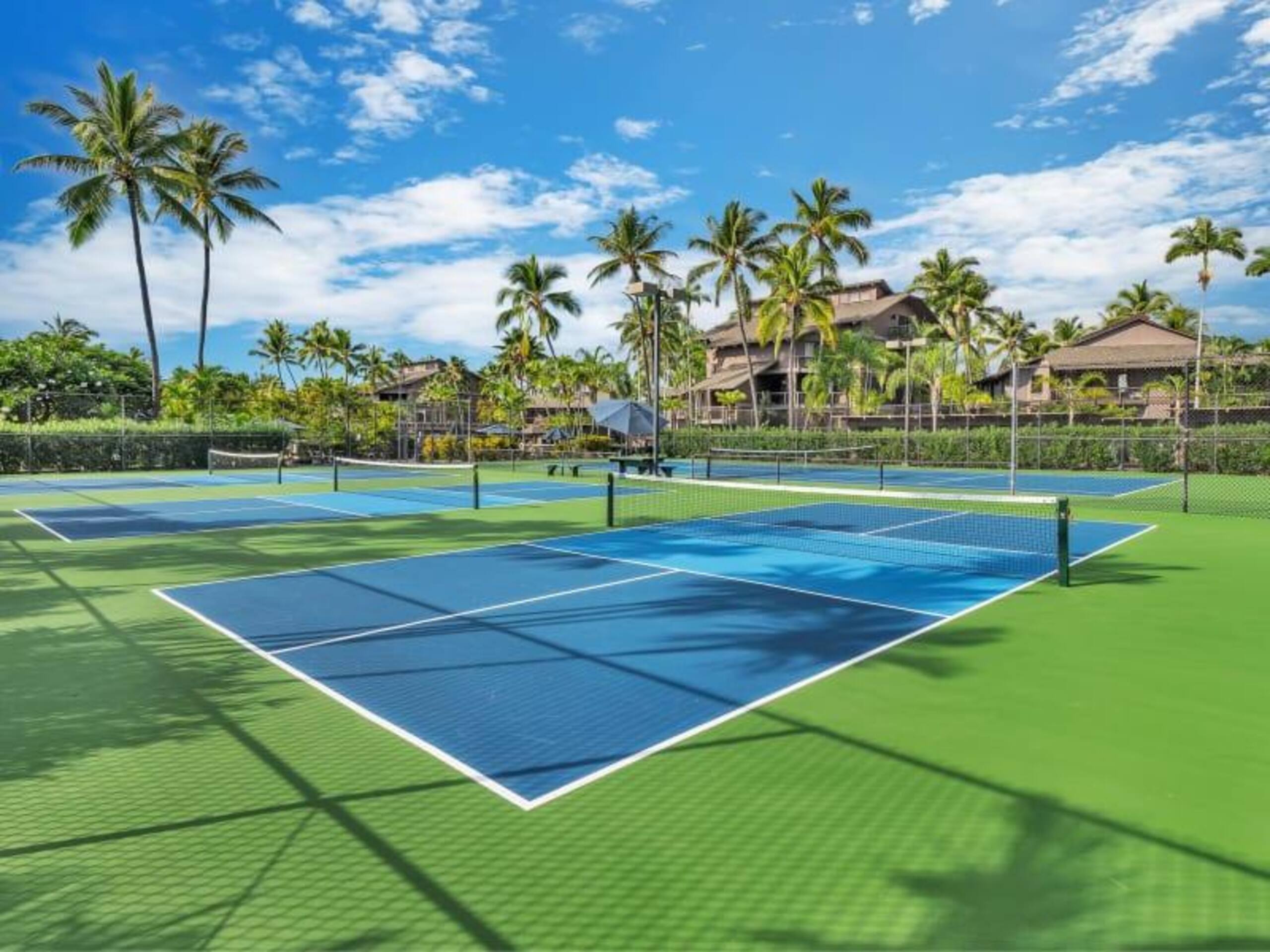 Condo in KAILUA-KONA · ★4.67 · 2 bedrooms · 3 beds · 2 baths - Image 35