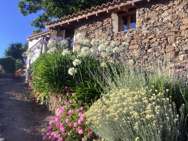 Cozy, Idilic Little Stone Retreat In The Mountains - Valsequillo