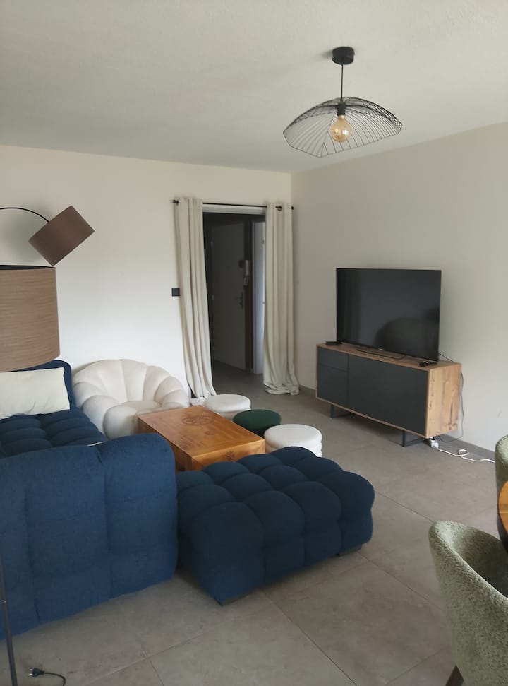 Appartement A 10 Minutes Du Centre Ville De Nîmes. - Nîmes