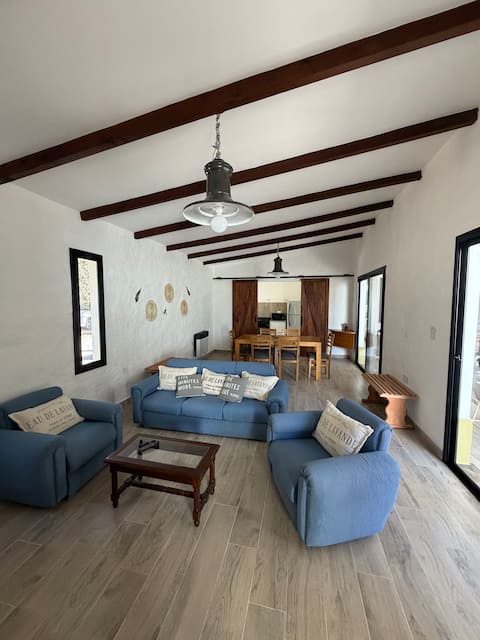 Successful Airbnb property: La Caballeriza de San Lorenzo (stable) in San Lorenzo