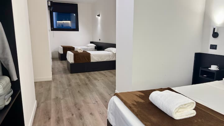 Habitación Cuadruple En La Ciudad De Ba, Centro - Buenos Aires