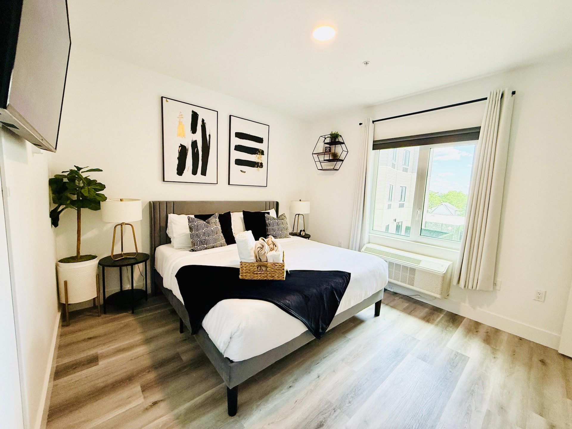 1 Bdrm King - close to NYC, EWR, MetLife