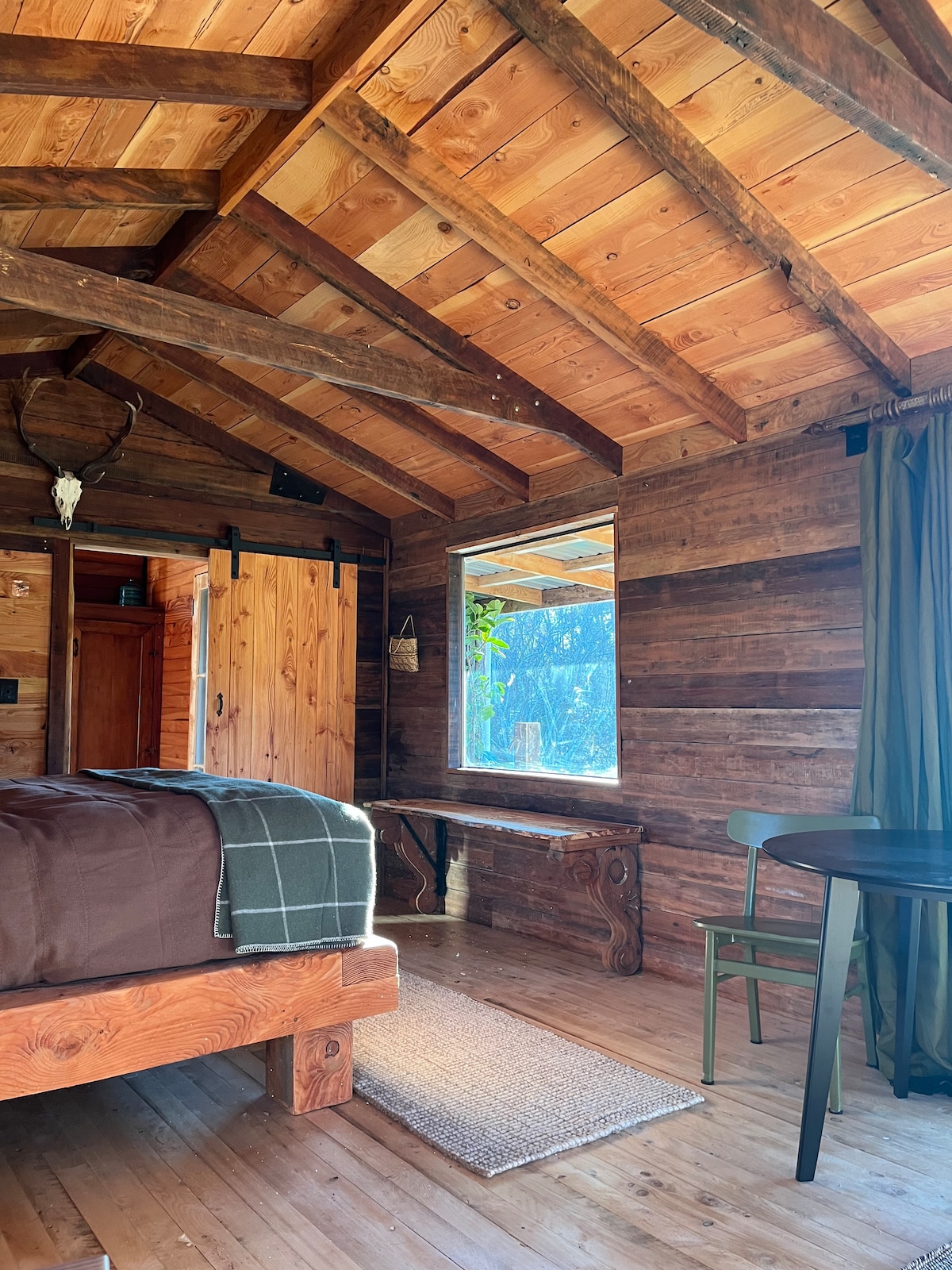 Bedroom image 2 at Cabbage Tree in Okoroire