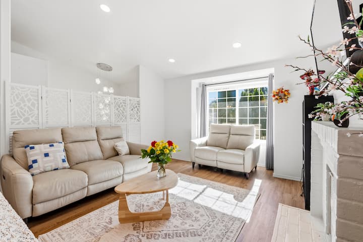 Spacious 4br Retreat | Near Edmonds Waterfront - 에드먼즈