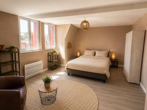Top Airbnb: Charming apartment 500 m from the beach – 2 people. in Mers Les Bains