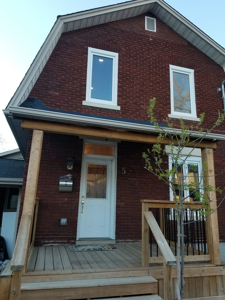 Renovated 1 Bedroom Apartment Downtown Ottawa - Ottawa