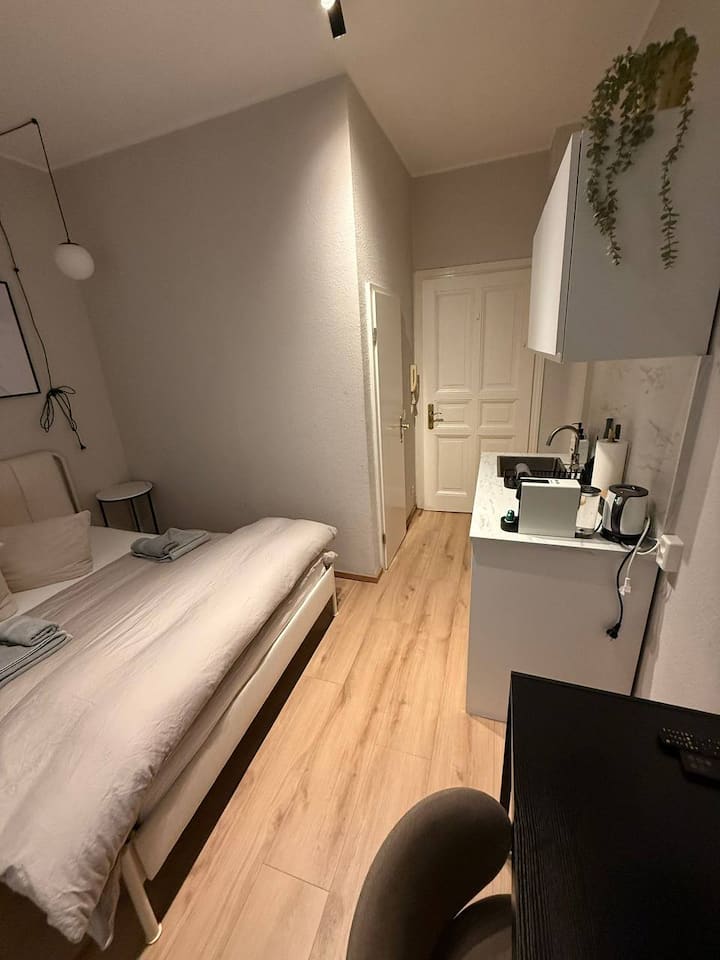 Bright Studio Near Mauer Park | Ideal For 2 - Berlim