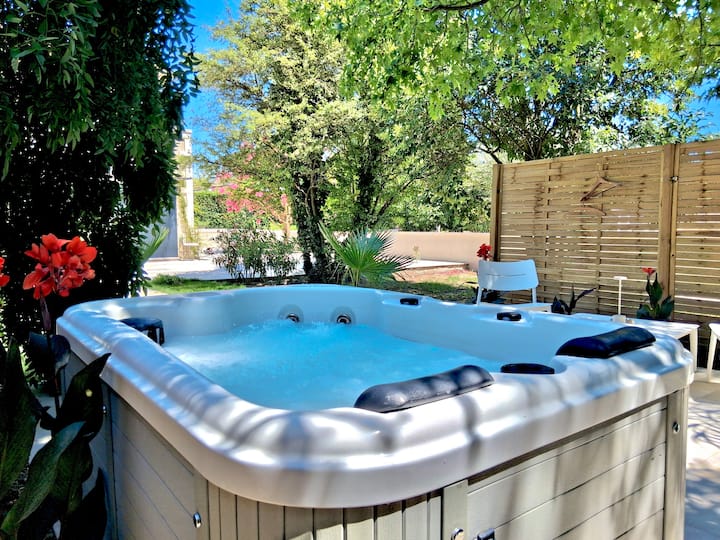 Gîte Haut De Gamme Avec Spa Et Jardin - Les Baux-de-Provence