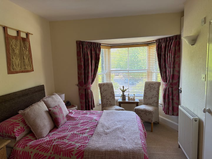 Crystal - Double En-suite Room - Betws-y-Coed