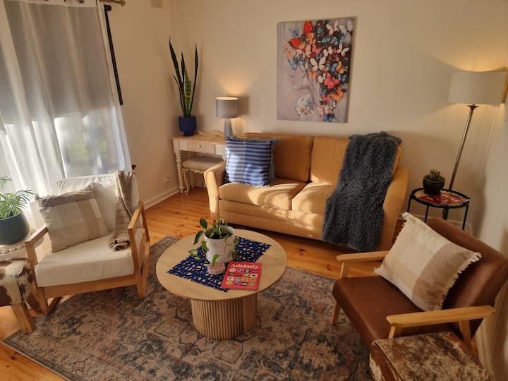 Blue Gum Retreat - Rostrevor - Tea Tree Gully