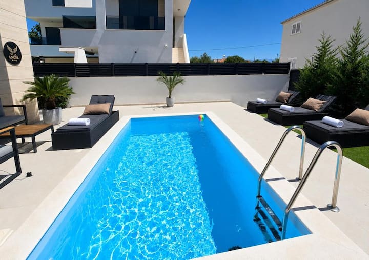 Luxury Villa Angel - Private Pool - Vir