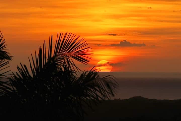 Sunset Ocean-view Estate, 3 Villas, 2 Pools - Nosara