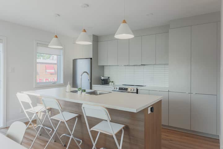 Appartement Spacieux Au Cœur De Granby ! - 格蘭比