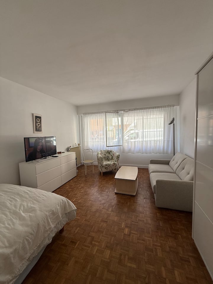 Location Studio Meublé Courte Durée - Boulogne-Billancourt