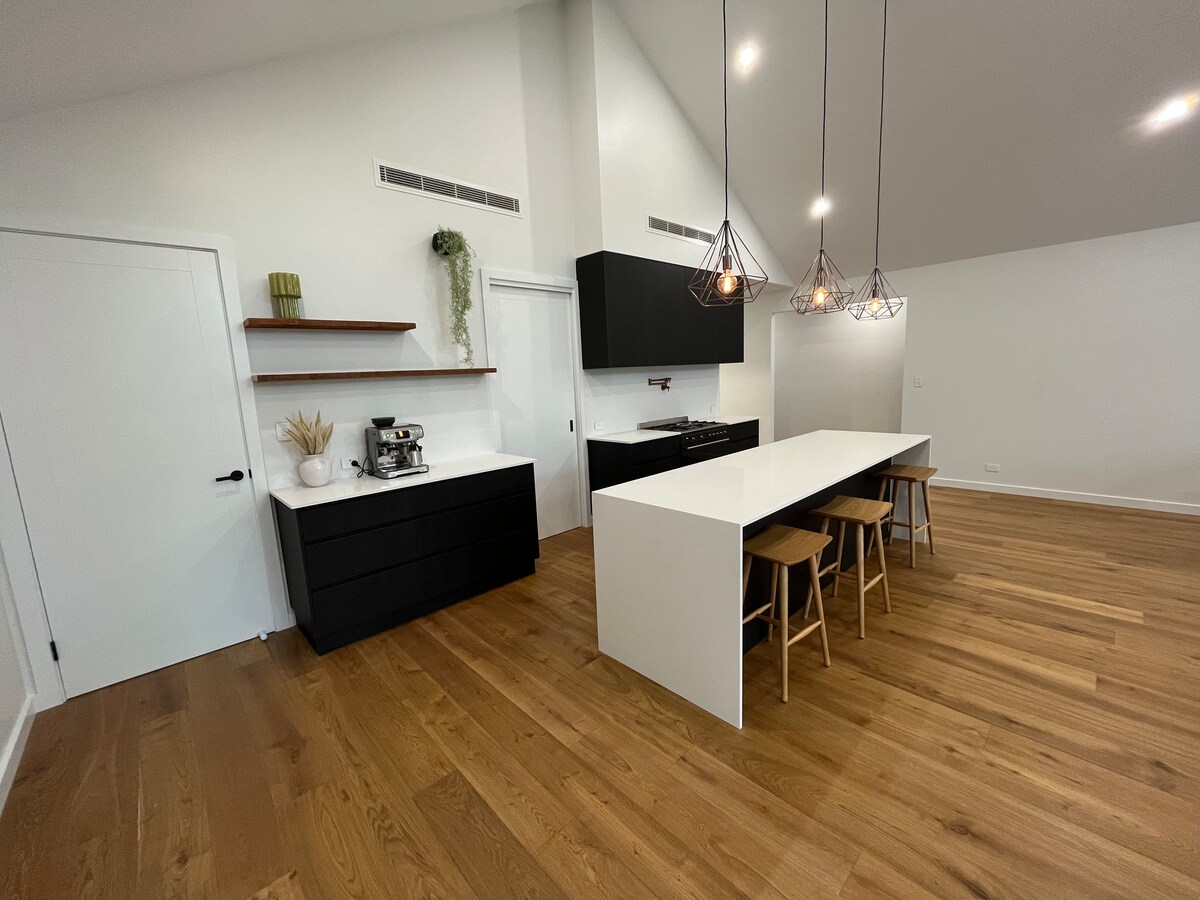 Murray Creek House