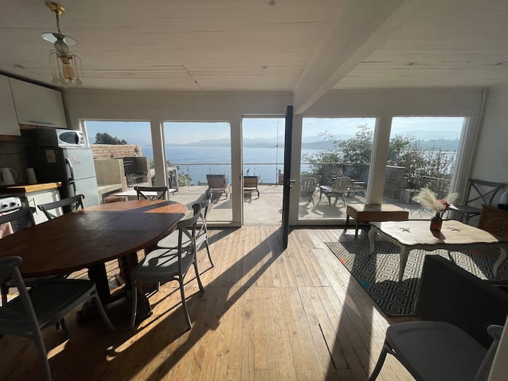 Casa Con Terraza Y Vista Al Mar En Horcón - Quintero