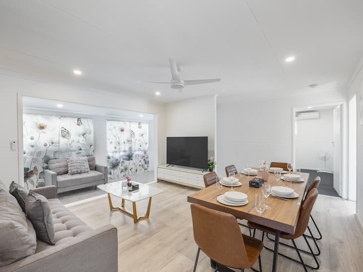 Pet-friendly & Great Value | Air-con In Every Br - Oxley