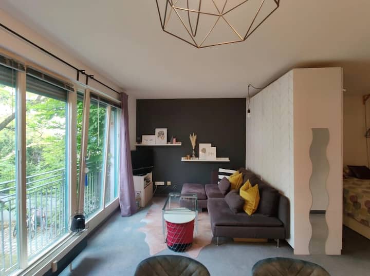 Cozy 1 Room Apartment In The Heart Of Maxvorstadt - Munich