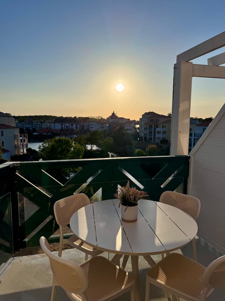 T2 Neuf Avec Wifi- Vue Lac - Parking Public - Golf - Plage du Veillon
