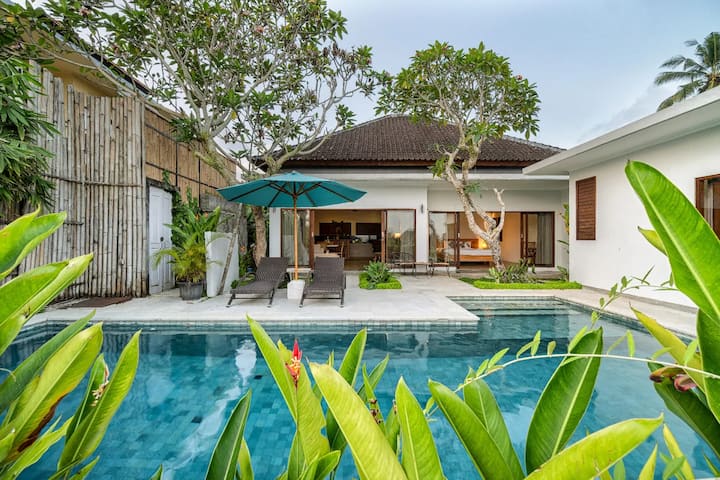 Cozy 2br Private Pool In Center Of Ubud Bali - 우부드