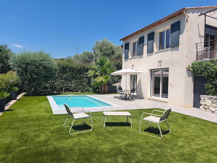 Studio Calme, Piscine Privée, Proche Nice - Carros