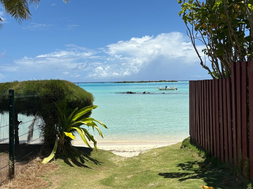 Bungalow Moe Moe Moea by ENJOY VILLAS — photo 1