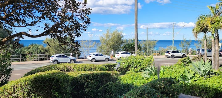 Renovated 2bd, Ground Level Unit With View - Noosa