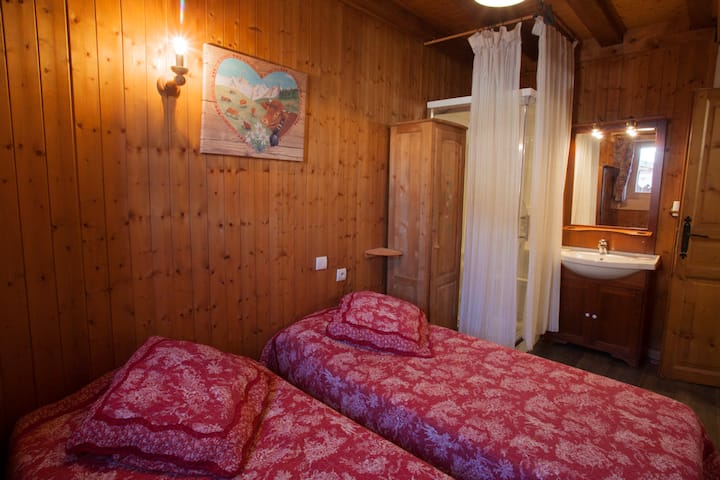 Chambre Chaleureuse Chez L'habitant - Les Gets